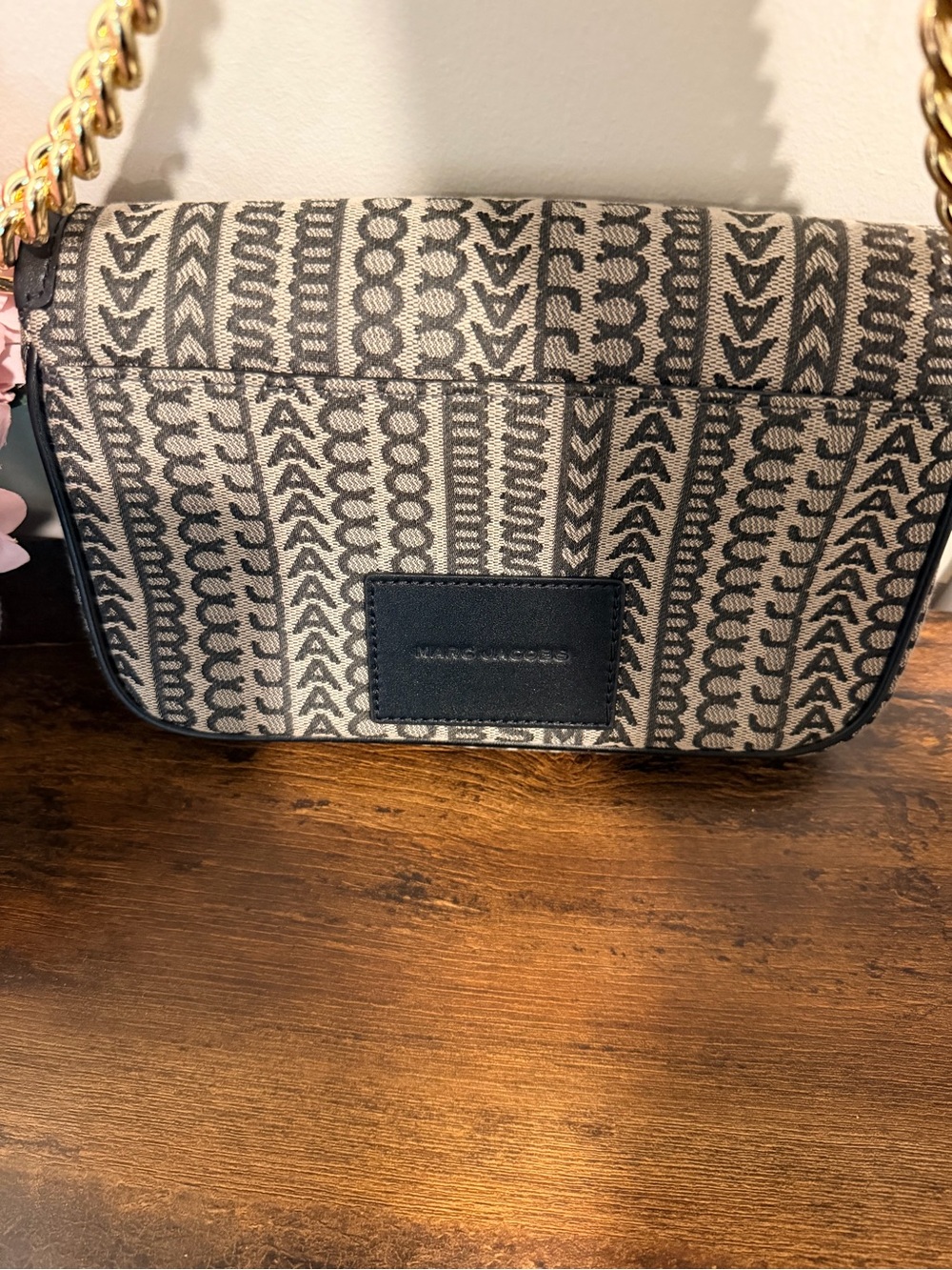 Marc Jacobs Woven Pattern Crossbody Bag in Black and Gray - Picture 2 of 4